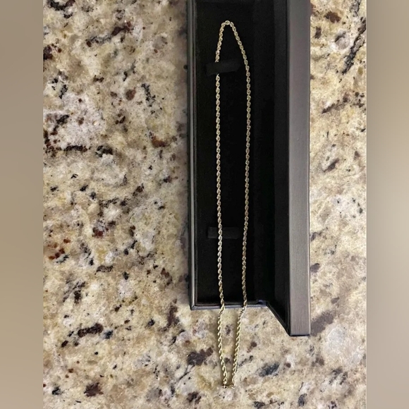 Gold Rope Chain - Picture 1 of 1